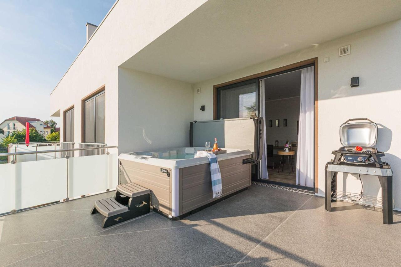 Luxus-SPA-OG-Fewo QUARTIER 4  Göhren-Lebbin Exterior foto